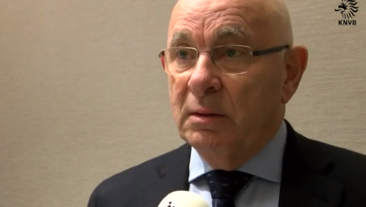 Dutch football association chairman challenges Sepp Blatter for Fifa top job