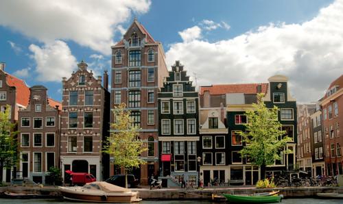 Grand Amsterdam houses a target for wealthy Chinese, warns mayor