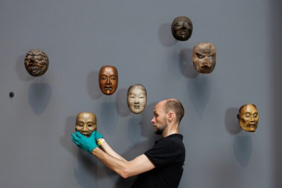 Installing the exhibition Photo: Rijksmuseum/Kelly Schenk