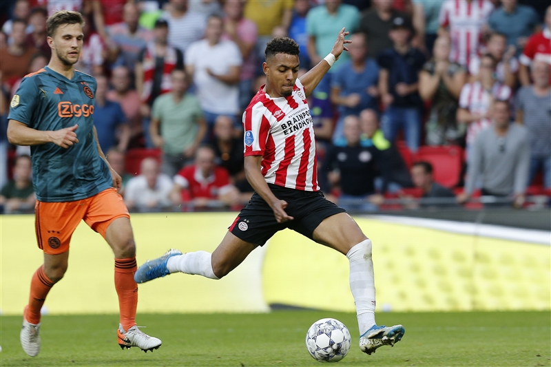 Ajax And Psv Share Eredivisie Lead After Hotshot Malen Saves Point Dutchnews Nl