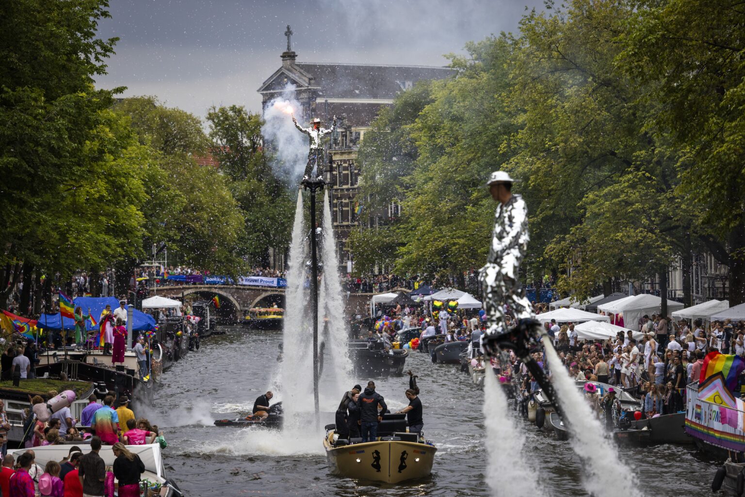 Amsterdam celebrates Pride with the traditional Canal Parade DutchNews.nl