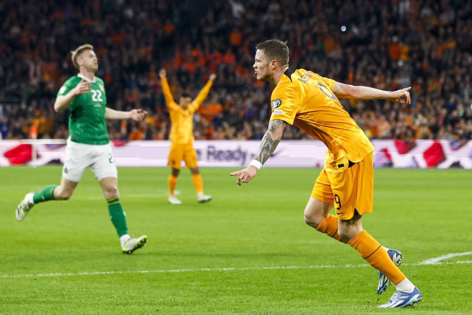 Netherlands 1-0 Rep Of Ireland: Weghorst Goal Seals Euro Spot ...