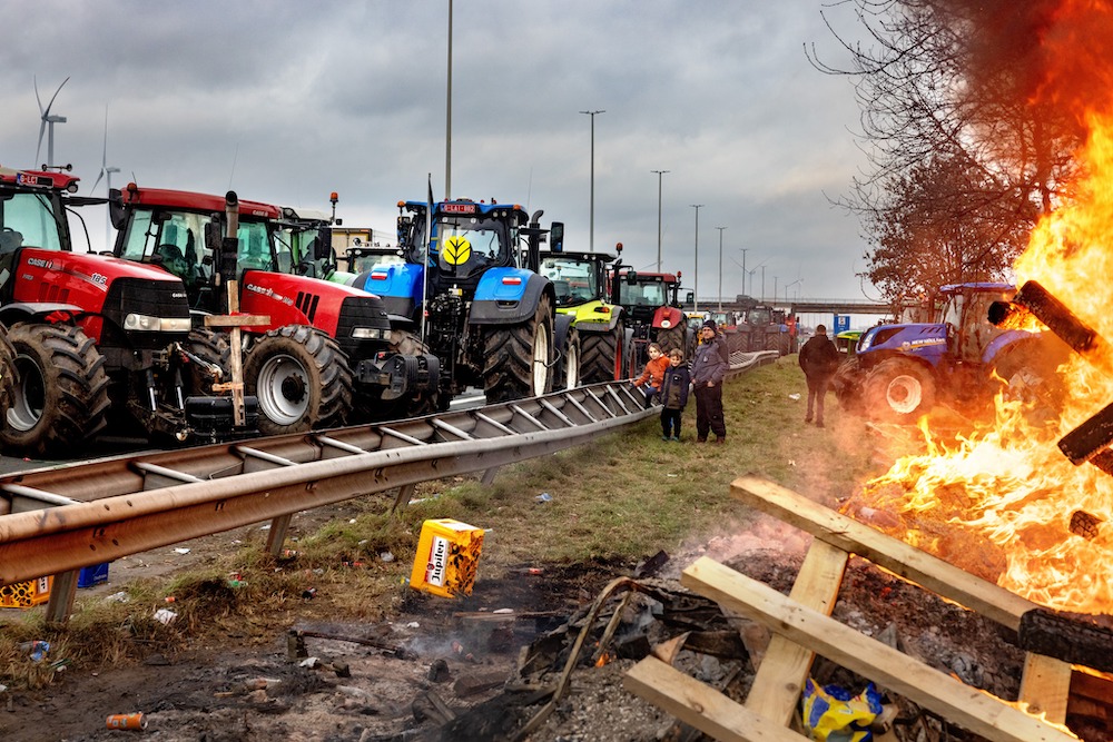 Farmers Protests Spread To The Netherlands Border Roads Closed