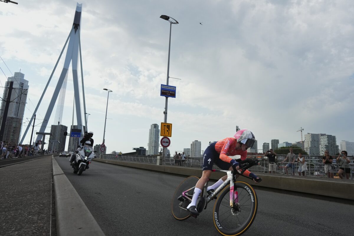 Vollering seizes initiative in women's Tour with time trial win