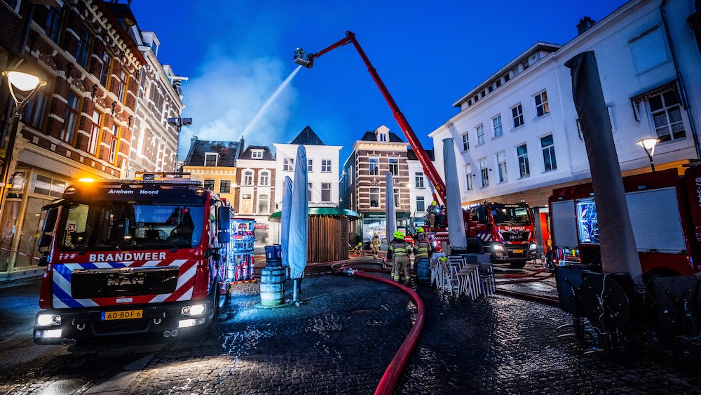 Huge fire destroys shops and homes in Arnhem city centre